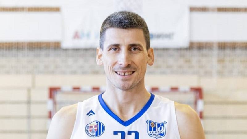 Nikola Đurasović i naredne sezone u Leotaru