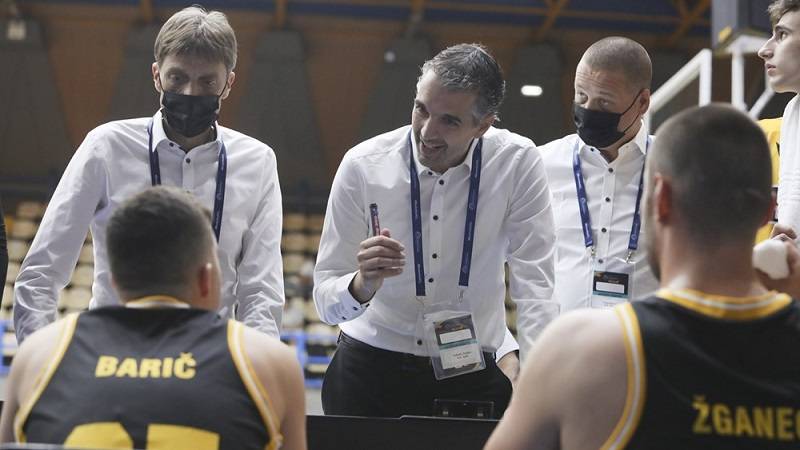 Split u izuzetno neefikasnom meču slavio protiv AEK-a iz Larnake i uspješno započeo pohod na FIBA Ligu šampiona
