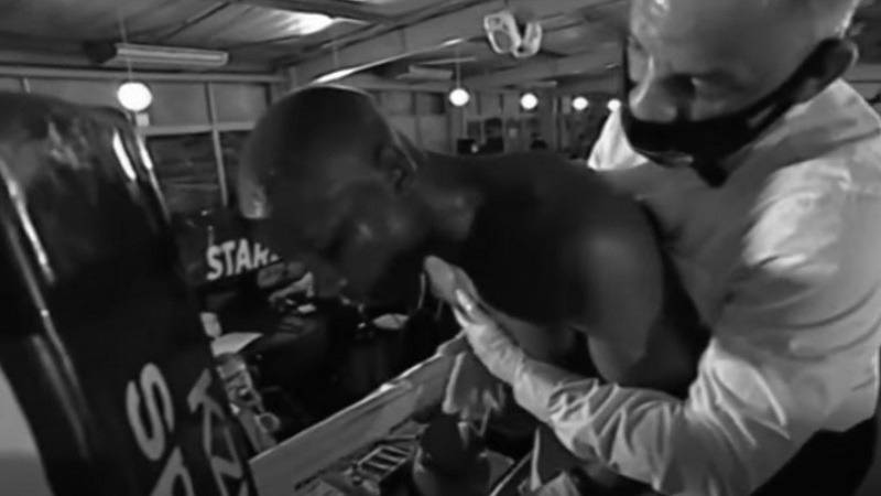 (VIDEO) Južnoafrički bokser preminuo od posljedica udaraca