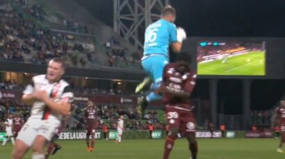 (VIDEO) Ludnica u francuskoj Ligi 2: Devet golova, tri crvena kartona, prekid utakmice zbog prijetnje sudiji